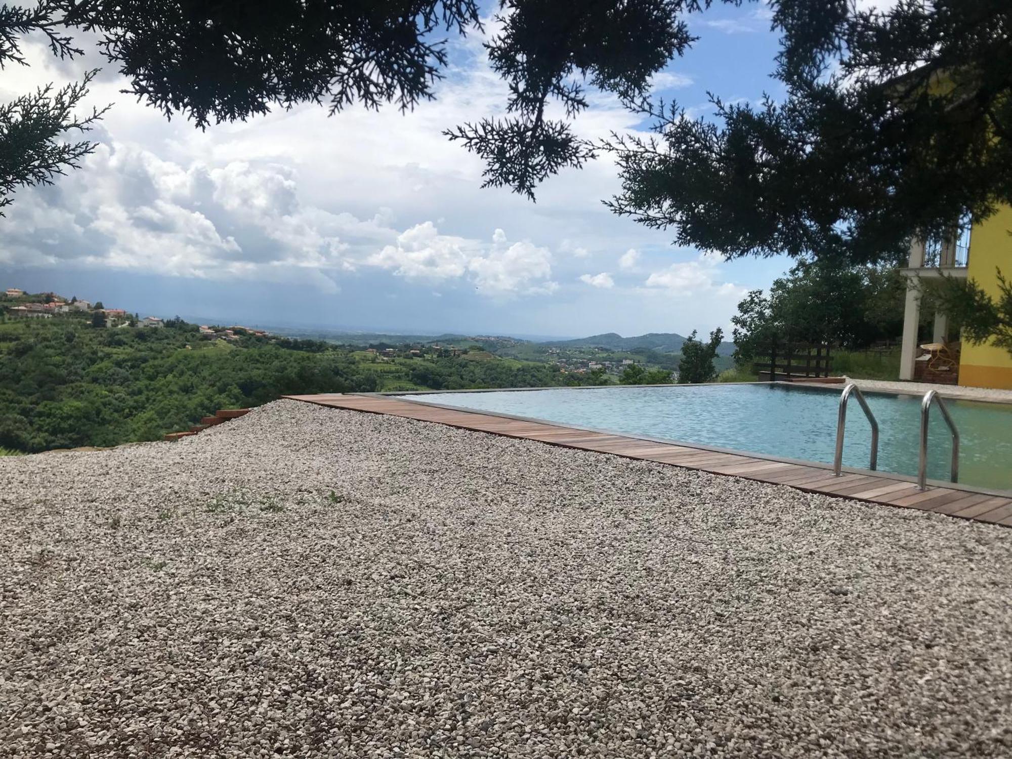 La Cubanita Acomodação com café da manhã Kojsko Exterior foto